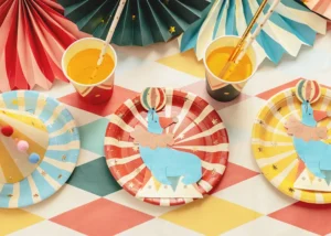 Papīra šķīvji, Circus Stripes, 18 cm / 120-69 - Image 2